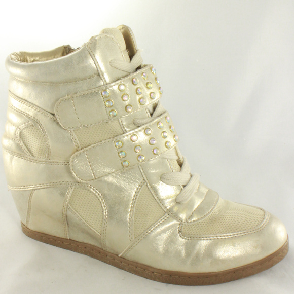 Steve Madden Shoes - Like New STEVE MADDEN Jolympia Wedge Sneakers
